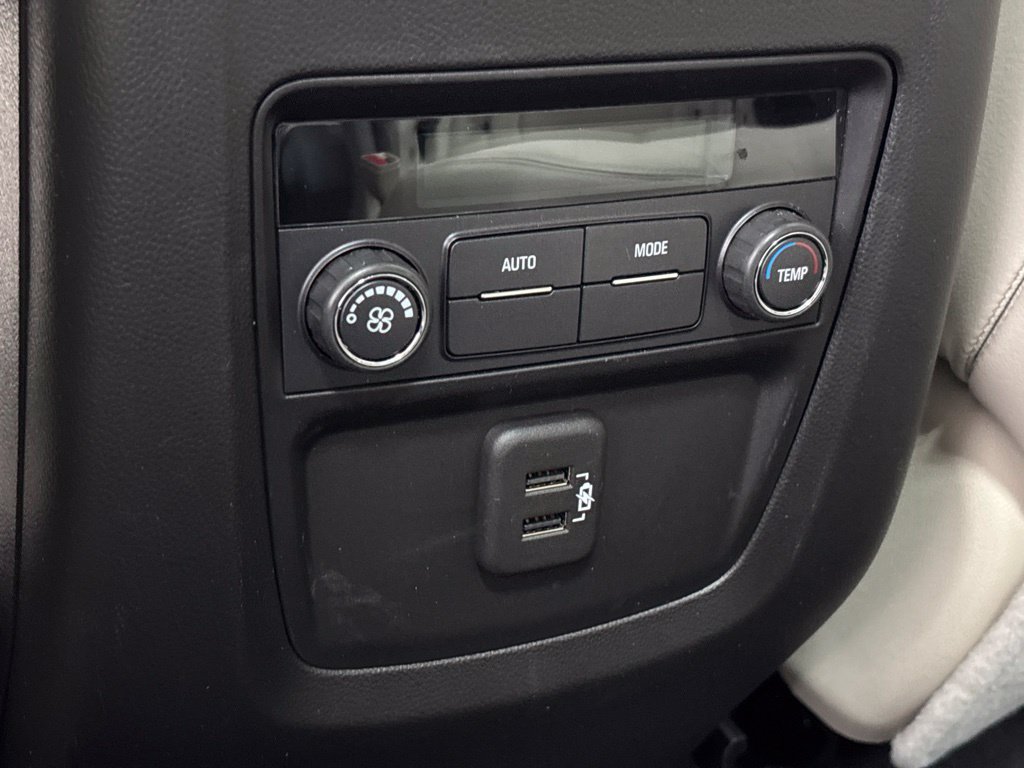 Used 2023 Buick Enclave Essence w/ Experience Buick Package AWD/4WD image 43