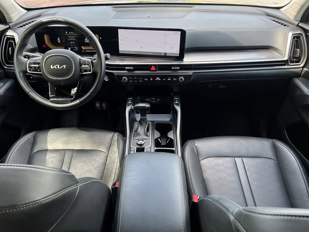 Used 2024 Kia Sorento S FWD image 28