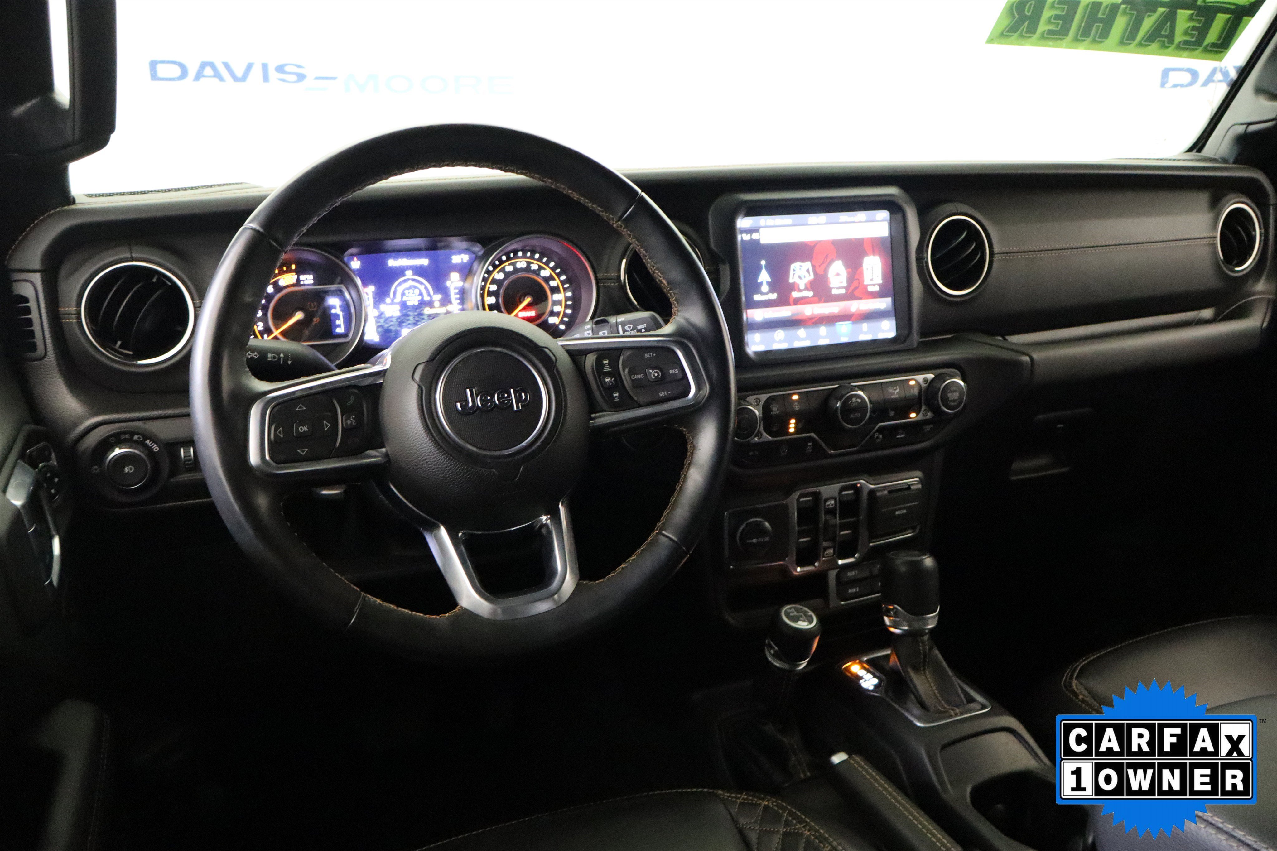 Used 2022 Jeep Wrangler Unlimited Sahara AWD/4WD image 17
