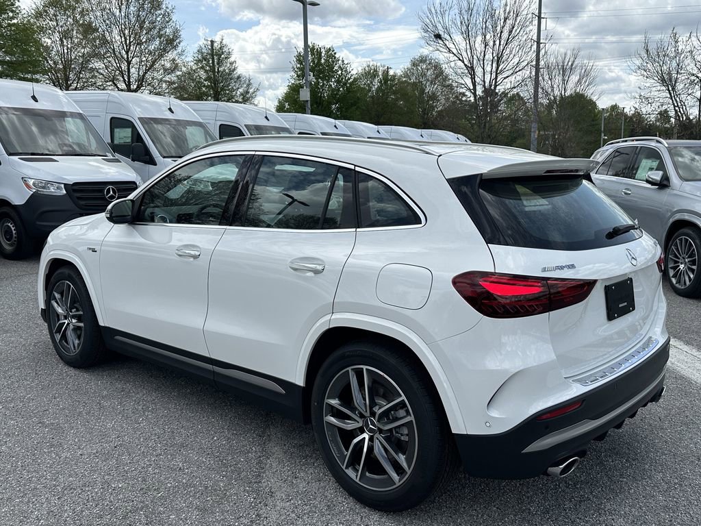New 2026 Mercedes-Benz GLA 35 AMG 4MATIC image 6