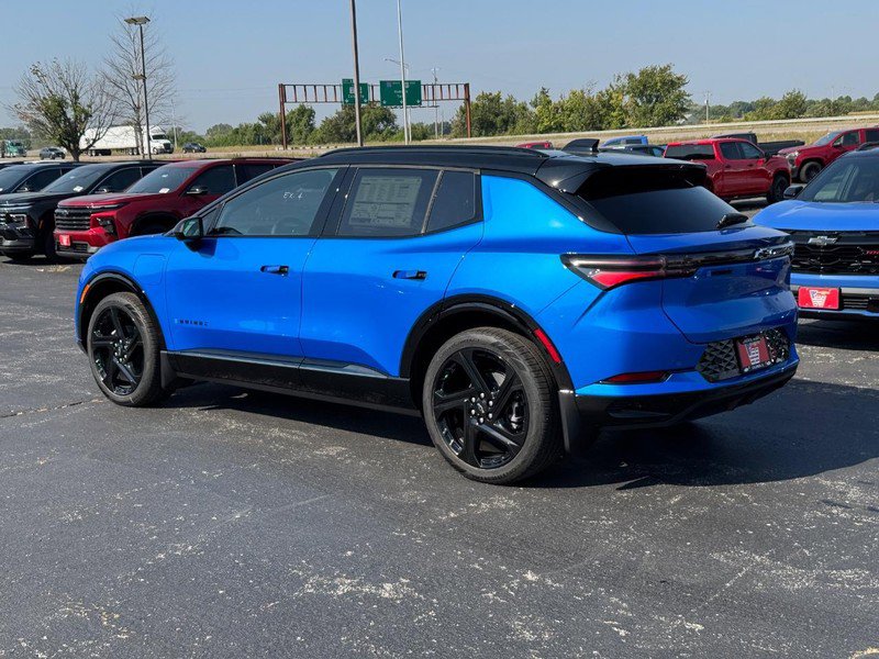 New 2026 Chevrolet Equinox EV RS image 3