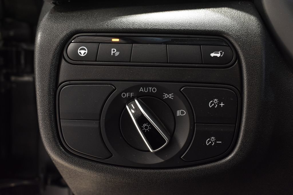Certified 2025 INFINITI QX50 Pure image 16