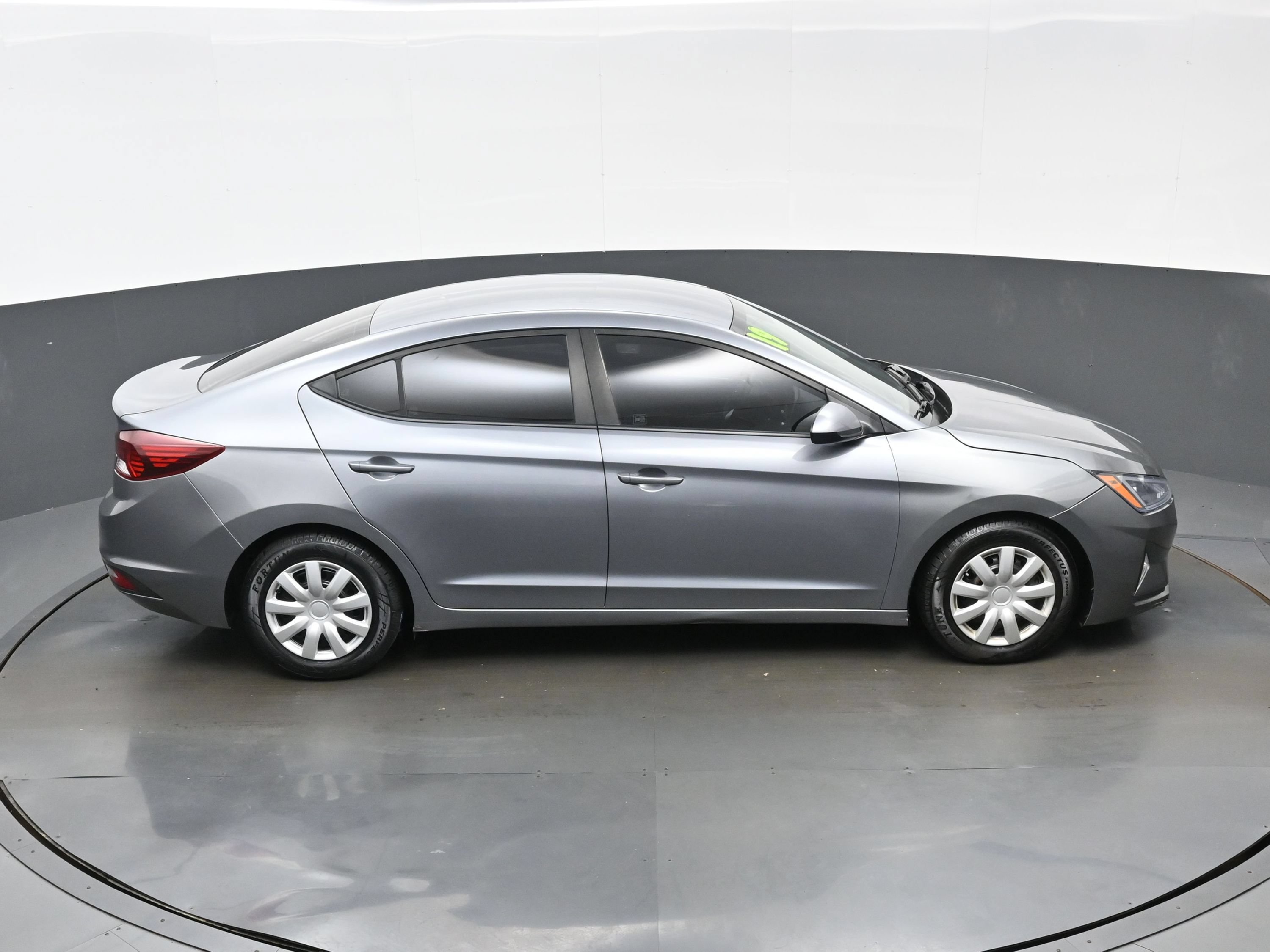 Used 2019 Hyundai Elantra SE w/ Cargo Package FWD image 33