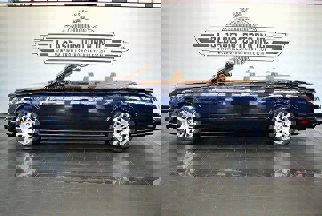 Used 2007 Bentley Azure image 4