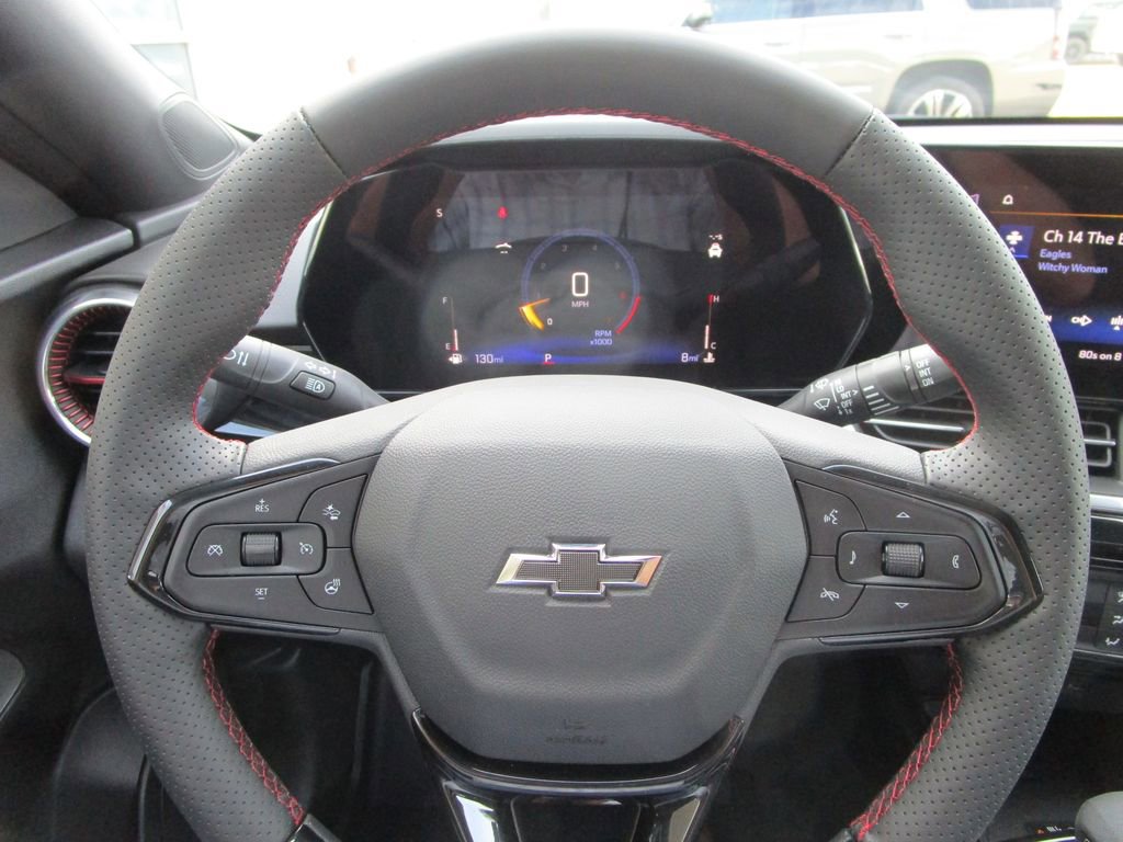 New 2026 Chevrolet Trax RS w/ Sunroof Package FWD image 24