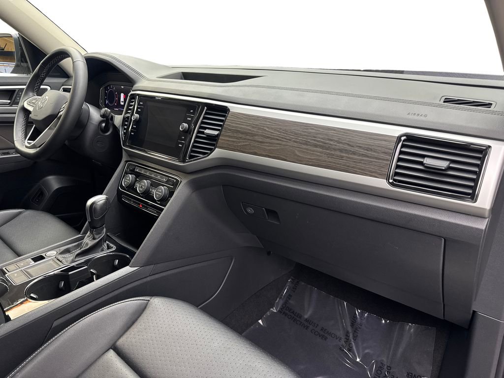 Used 2022 Volkswagen Atlas SE w/ Panoramic Sunroof Package FWD image 56