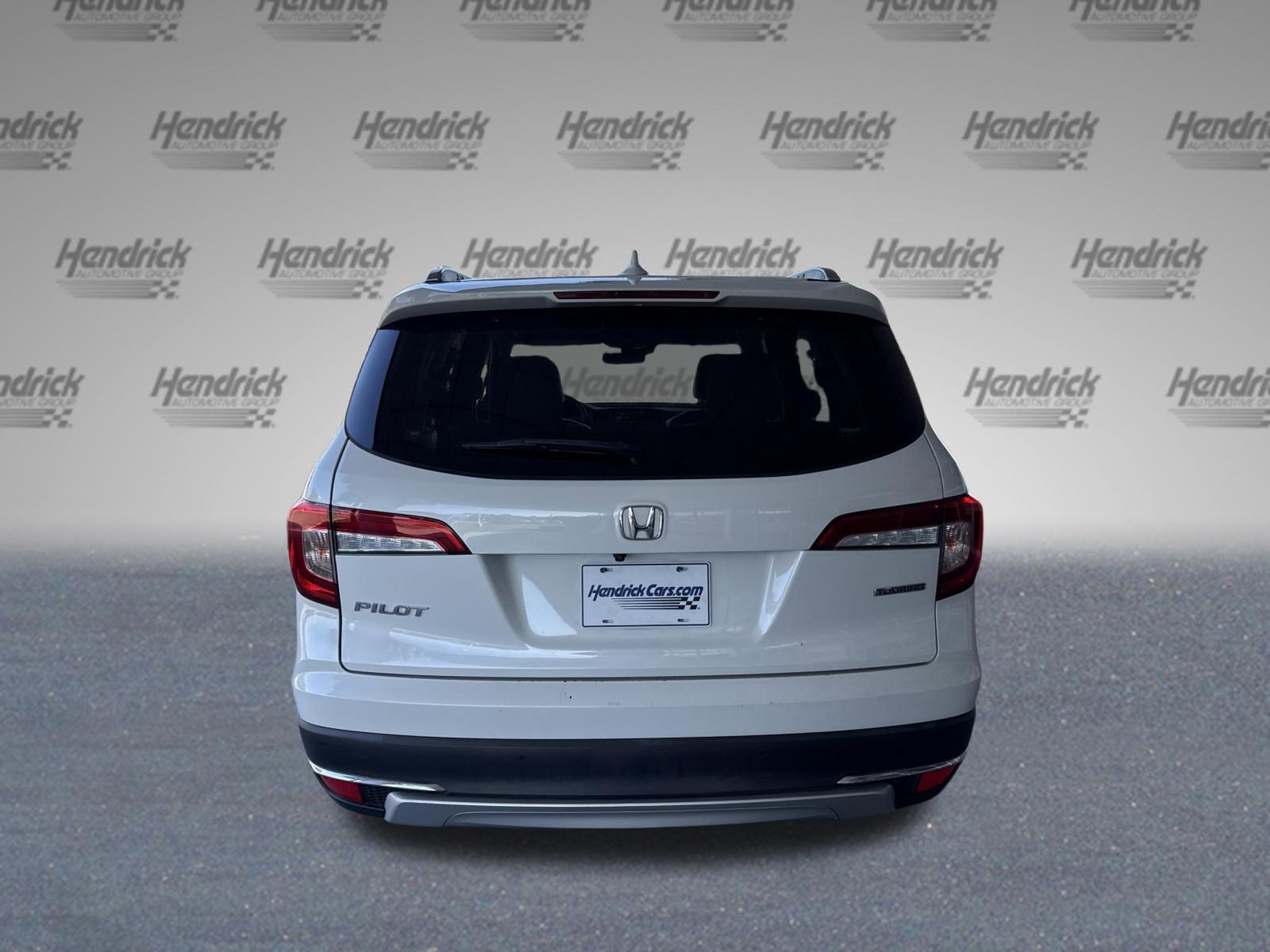Used 2021 Honda Pilot Touring image 9