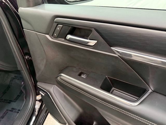 Used 2025 GMC Acadia Elevation AWD/4WD image 28