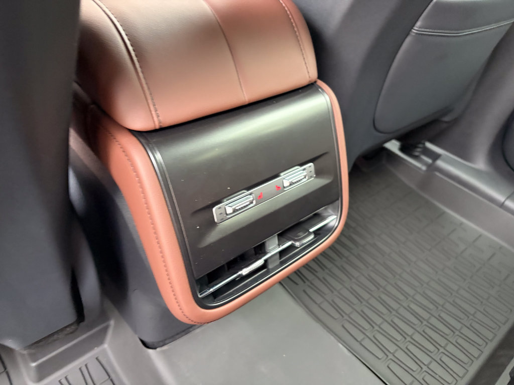 New 2026 Lincoln Nautilus Reserve w/ Jet Appearance Package AWD/4WD image 54