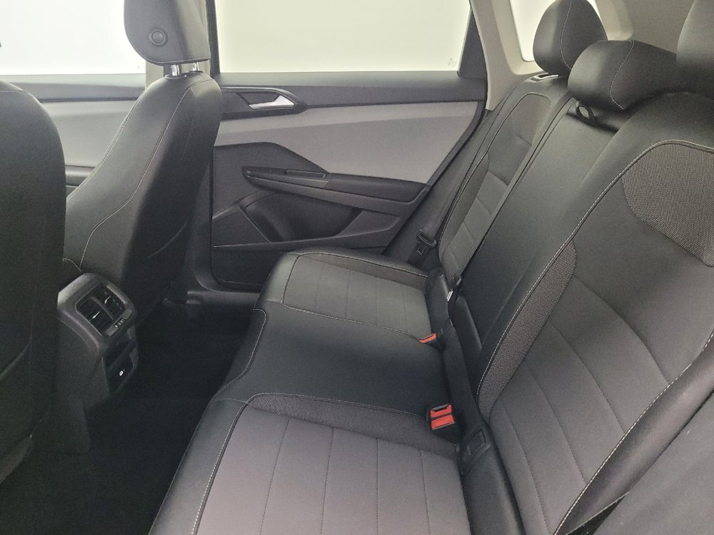 Used 2022 Volkswagen Taos SE image 18