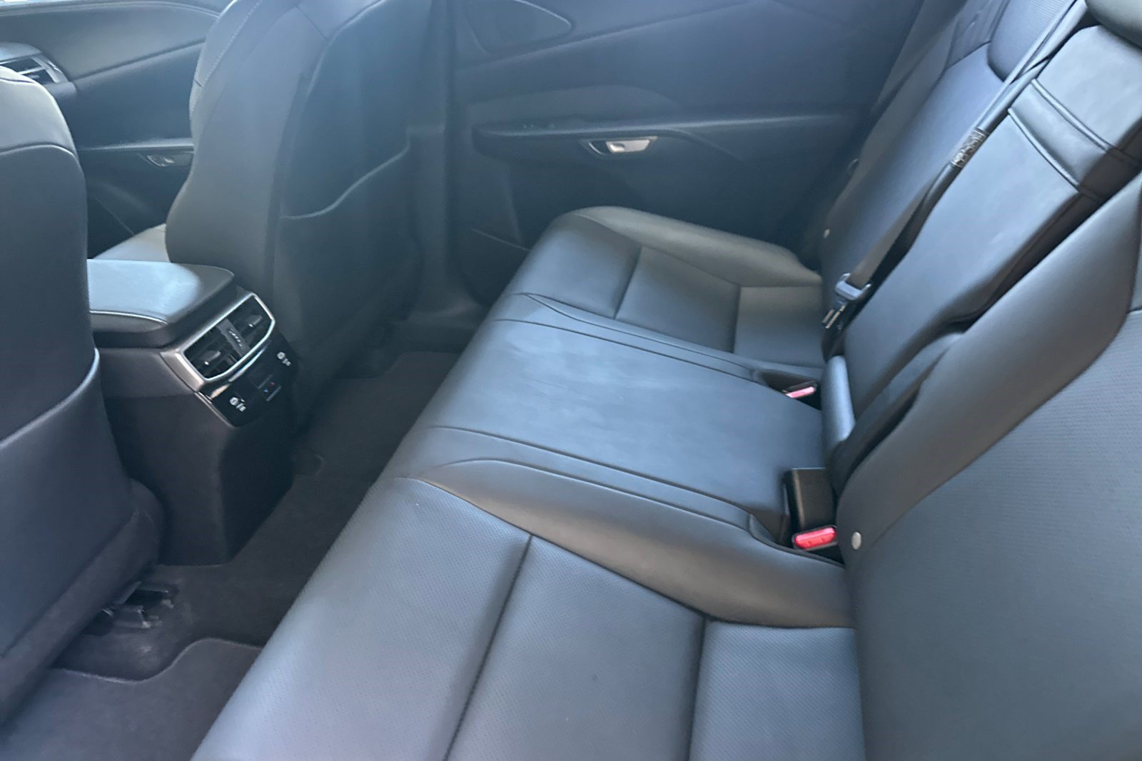 Used 2025 Lexus RX 350 FWD w/ Accessory Package image 16