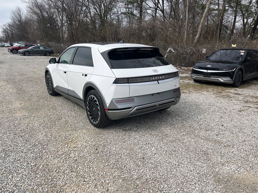 Used 2023 Hyundai Ioniq 5 Limited image 5