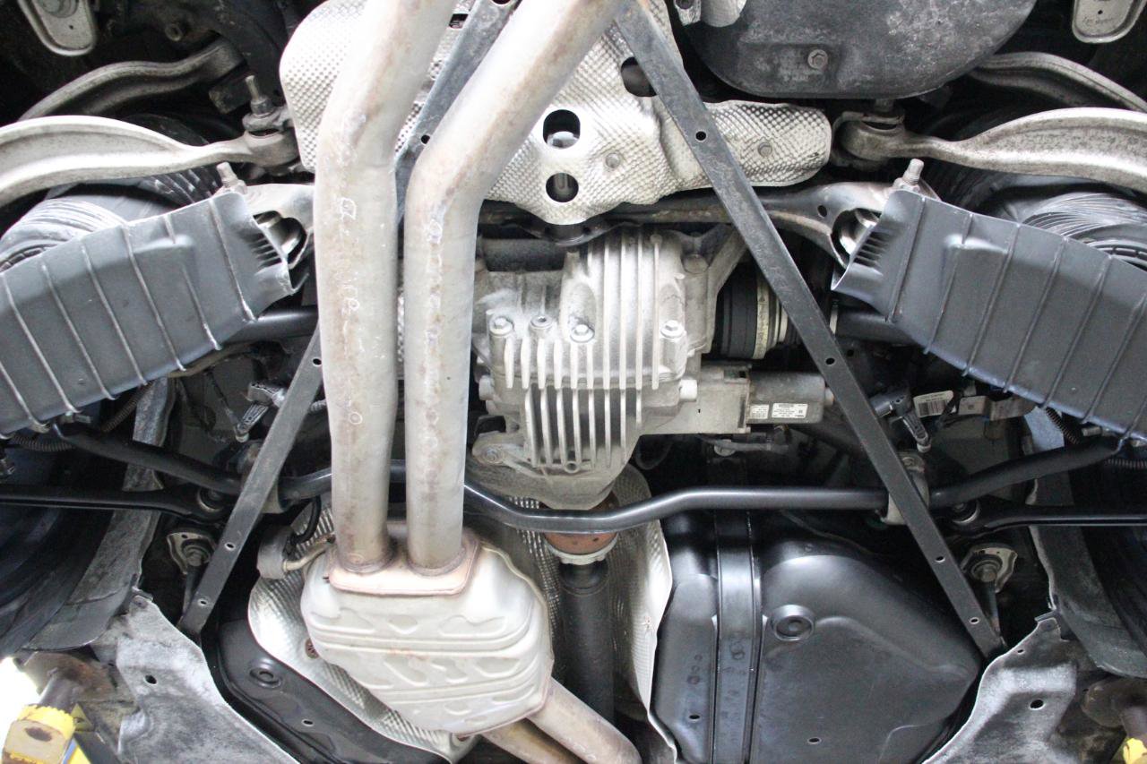 Used 2021 Porsche Cayenne Turbo image 95