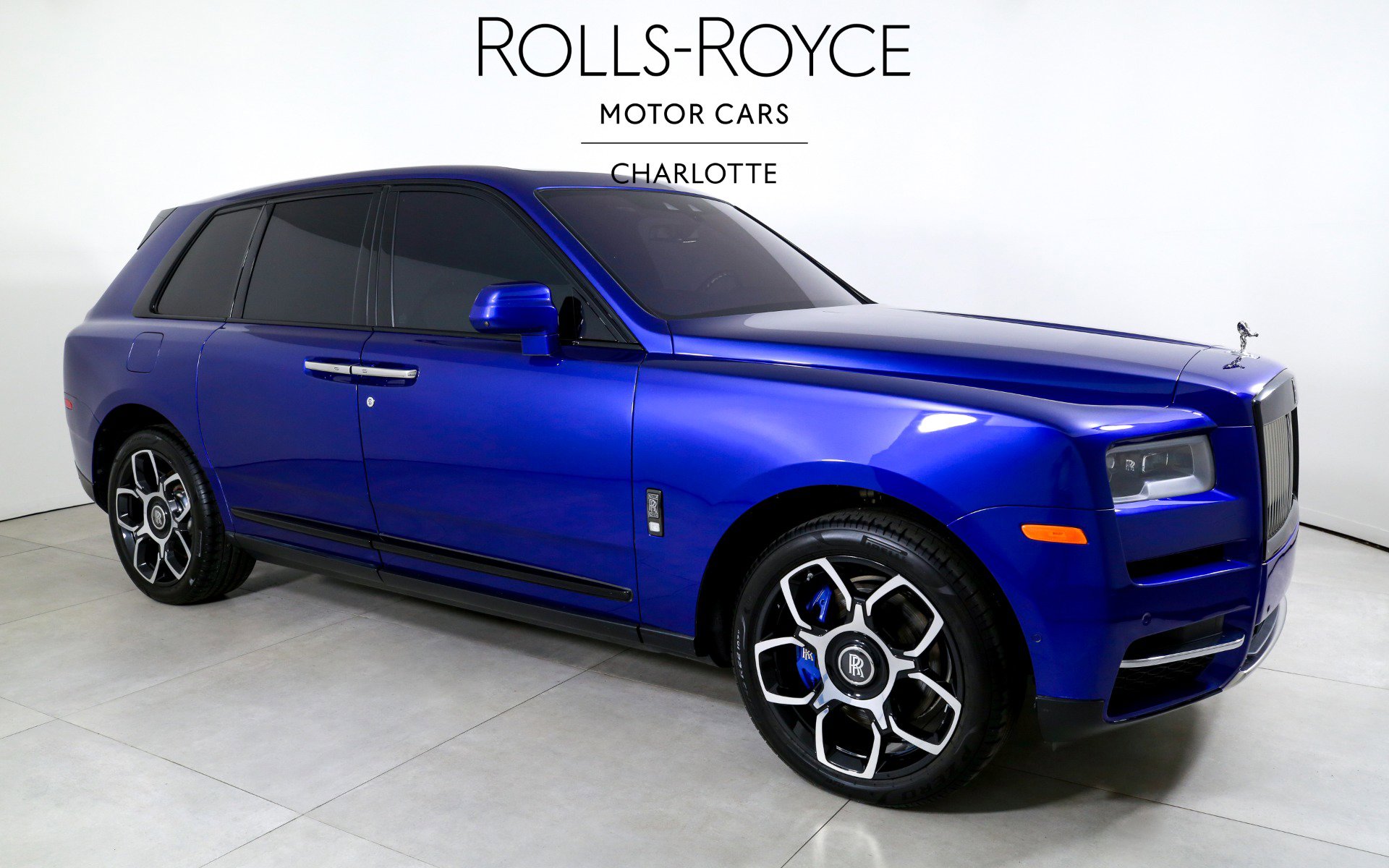 Used 2021 Rolls-Royce Cullinan Black Badge image 5