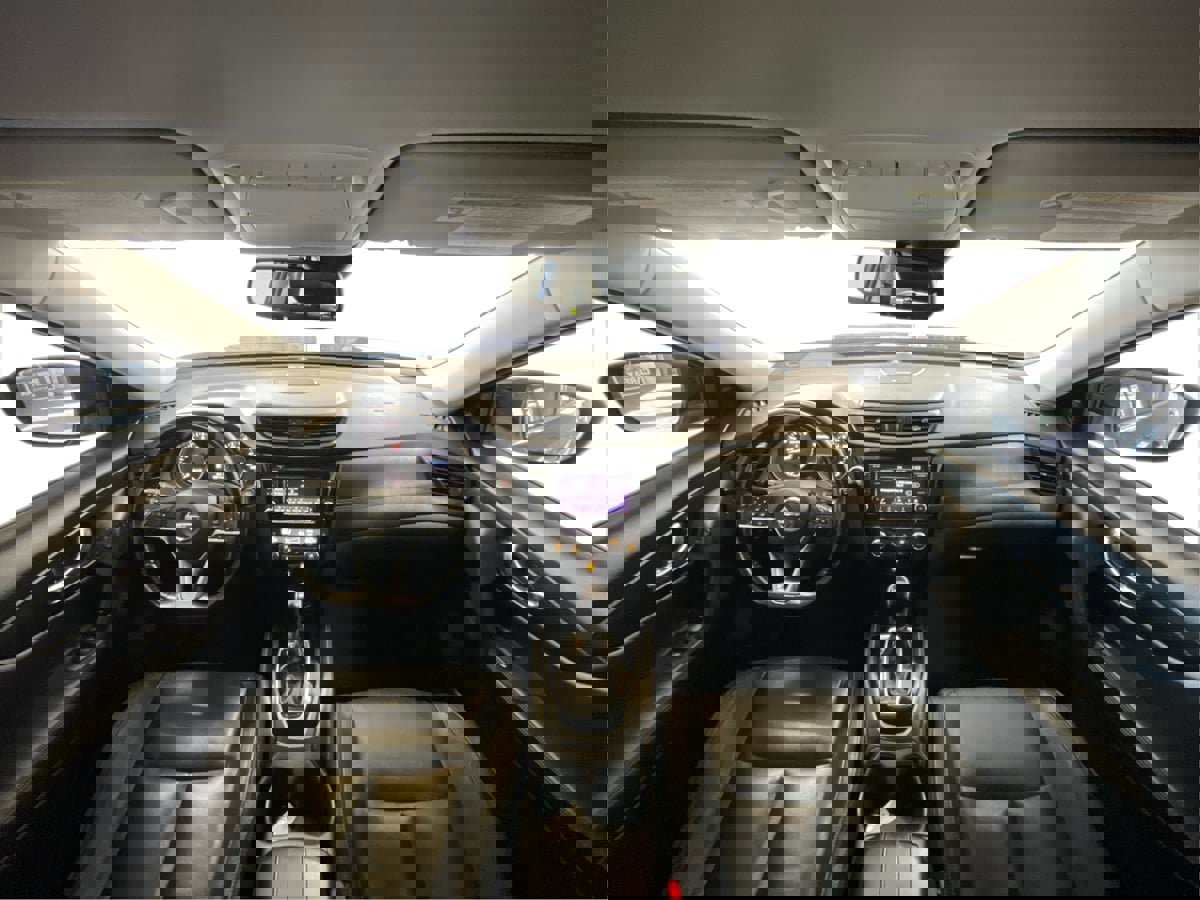 Used 2018 Nissan Rogue SL image 27