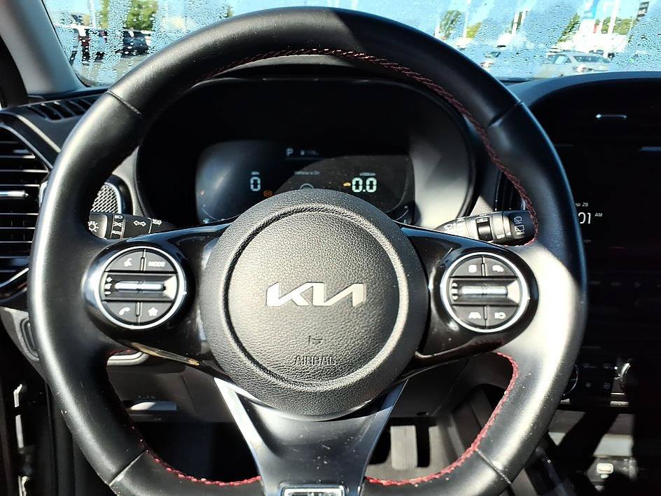 Used 2023 Kia Soul GT-Line FWD image 23