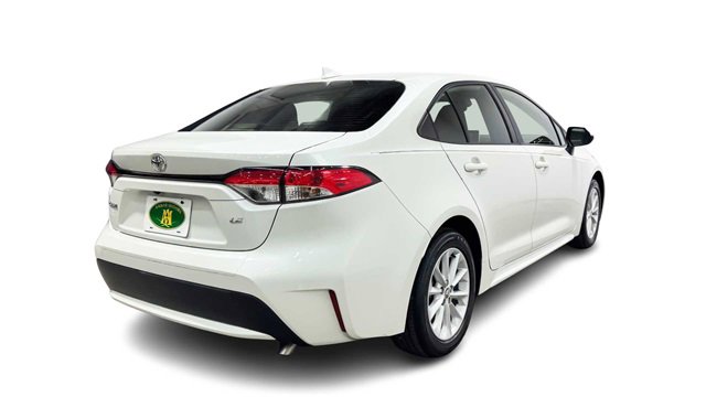 Used 2020 Toyota Corolla LE image 4