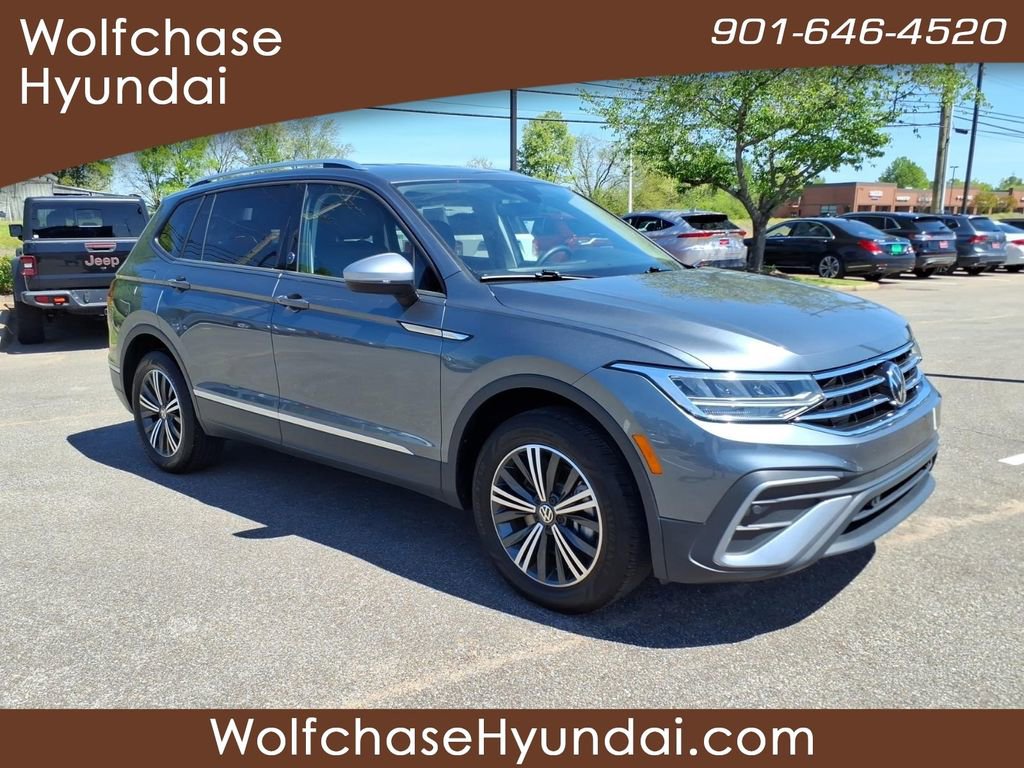Used 2024 Volkswagen Tiguan Wolfsburg Edition image 7