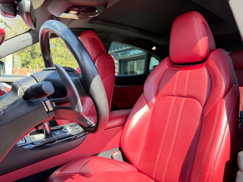 Used 2020 Maserati Levante GranSport image 12