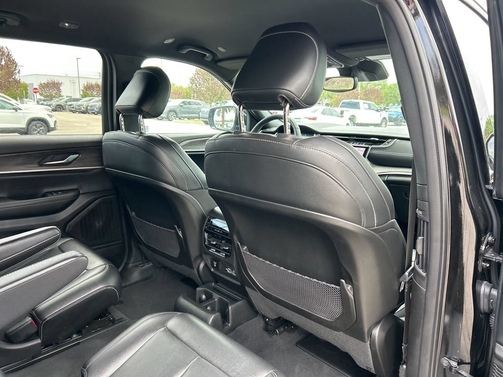 Certified 2024 Jeep Grand Cherokee L Limited RWD image 47