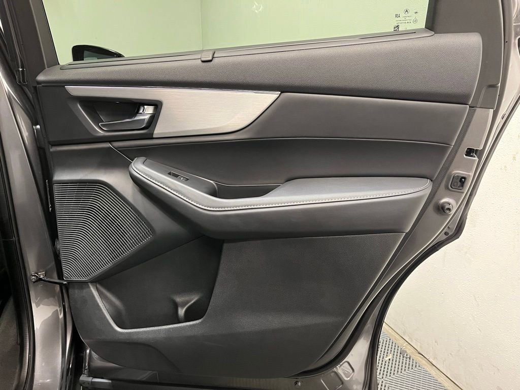 Certified 2024 Acura MDX SH-AWD w/ Technology Package image 18