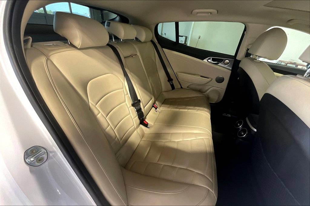 Used 2023 Kia Stinger GT2 image 35