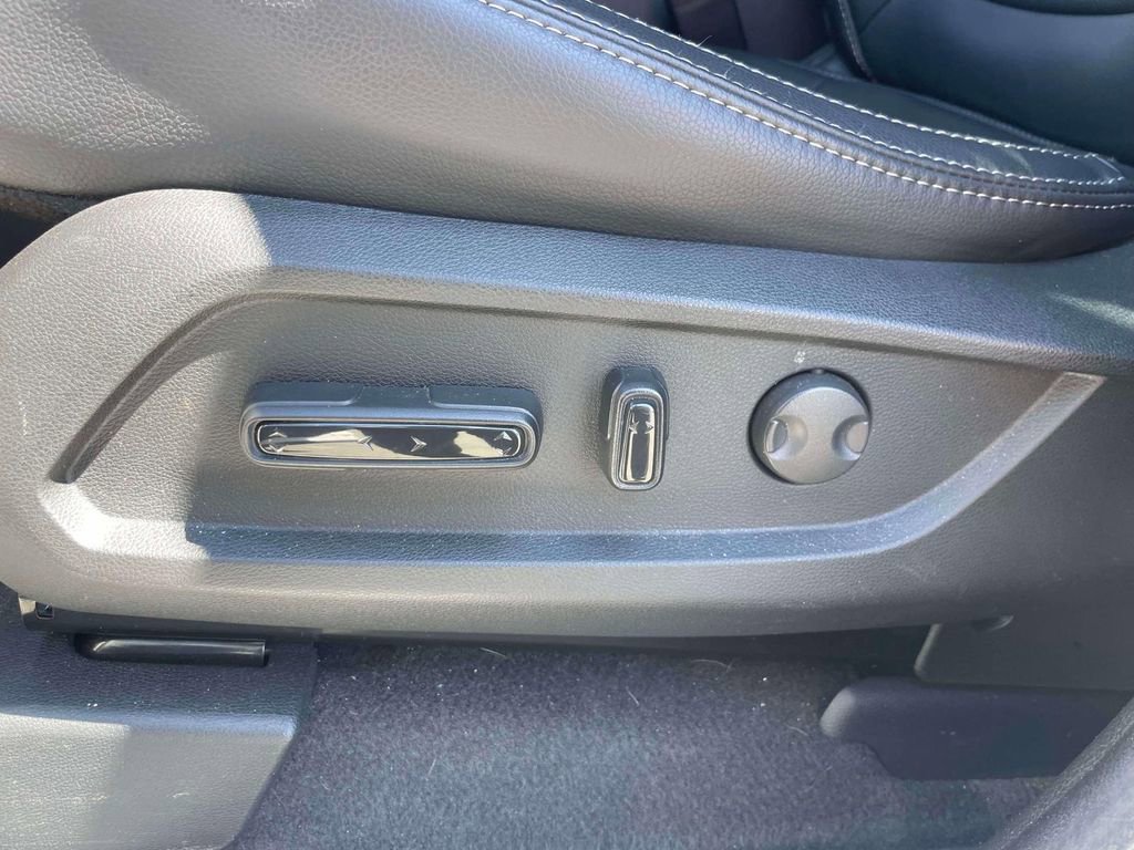 Used 2025 Honda Pilot EX-L image 20