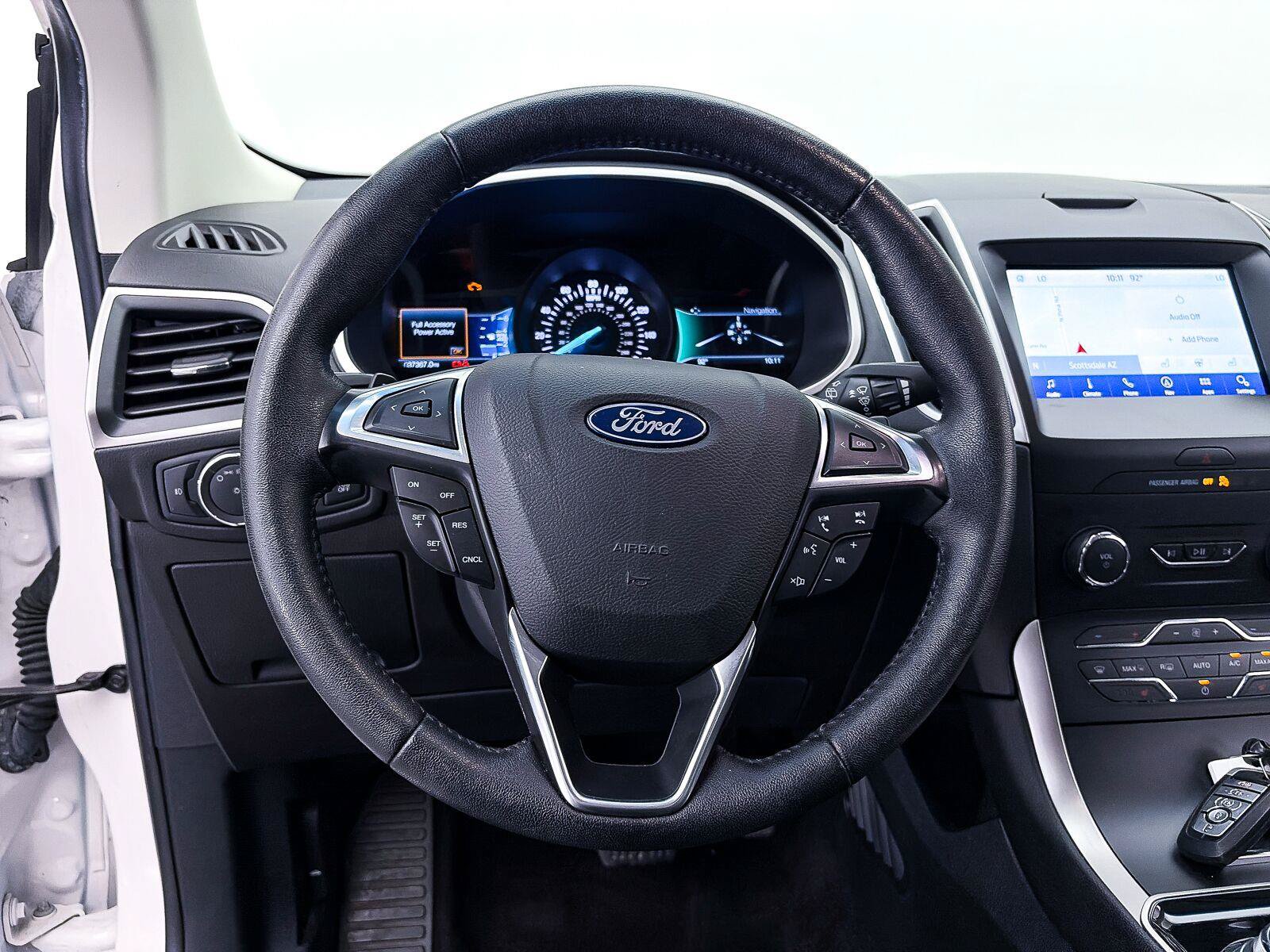 Used 2019 Ford Edge SEL w/ Cold Weather Package AWD/4WD image 29