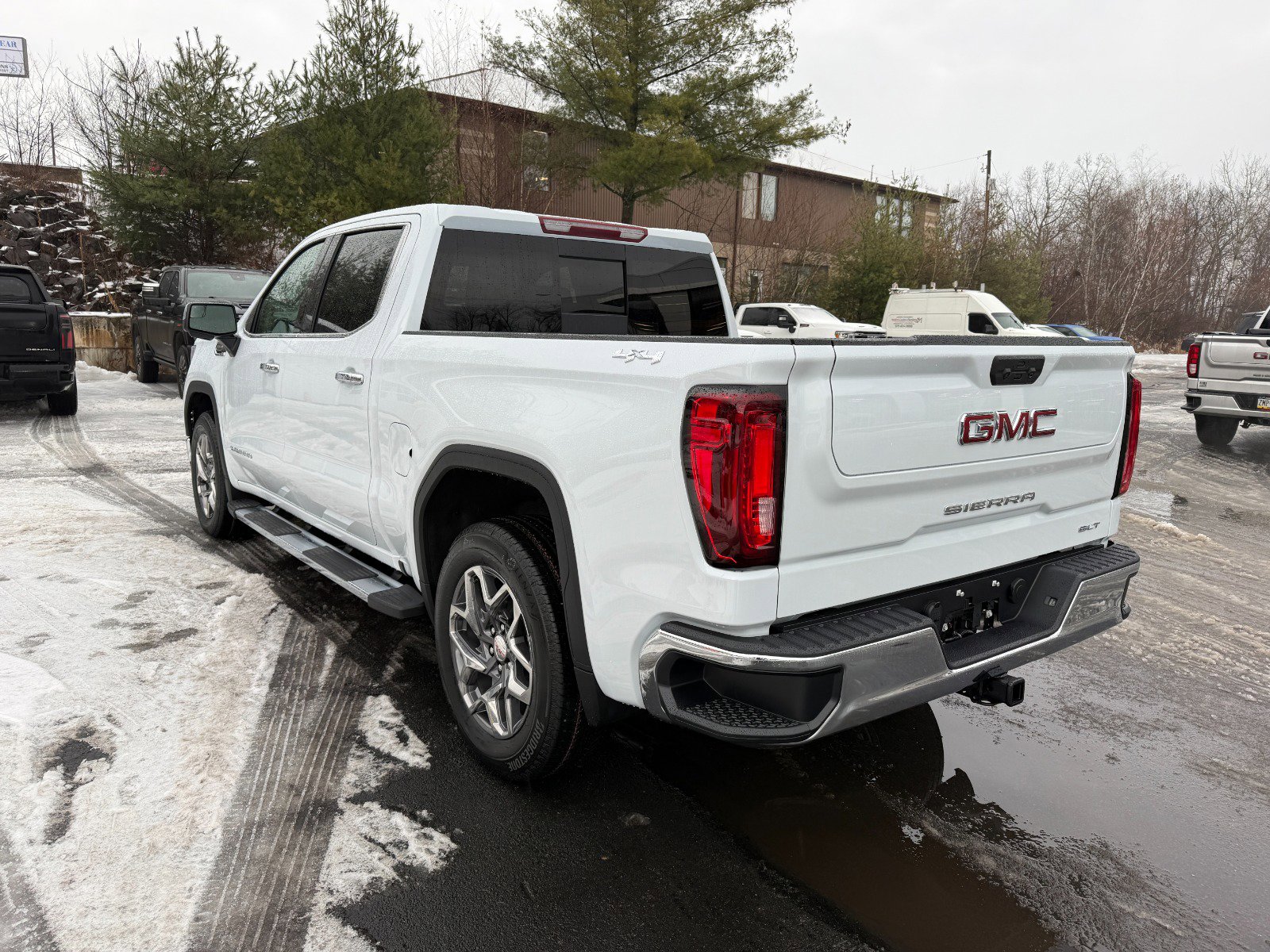 New 2026 GMC Sierra 1500 SLT w/ SLT Premium Package image 3