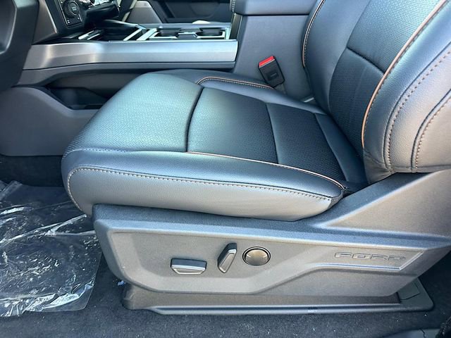 New 2026 Ford F350 Lariat w/ Black Appearance Package image 13