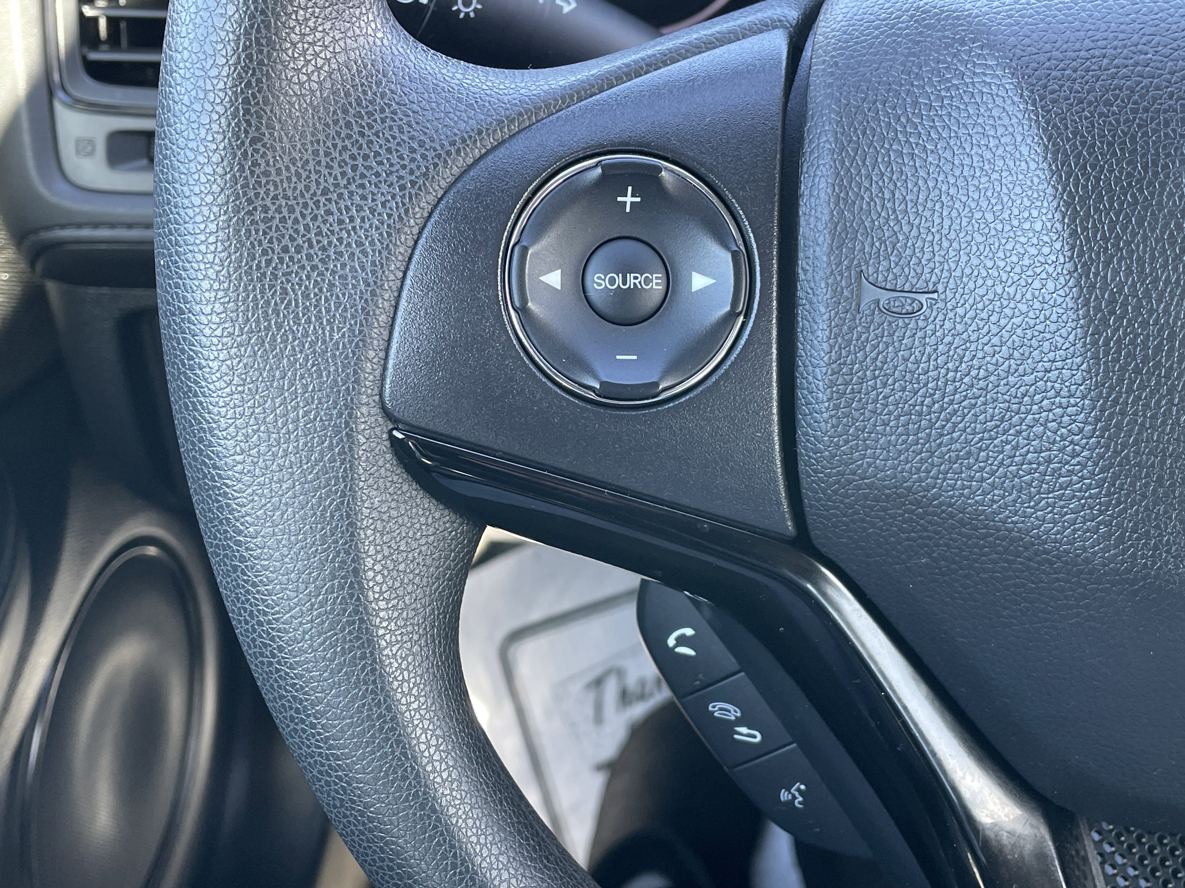 Used 2021 Honda HR-V LX image 18