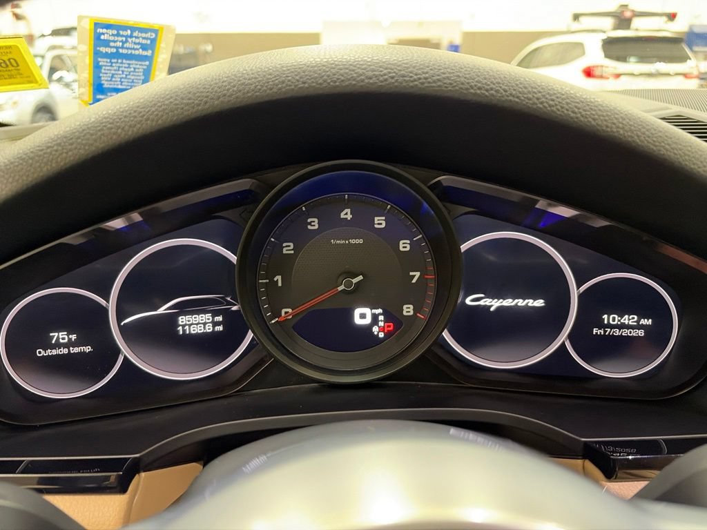 Used 2020 Porsche Cayenne AWD/4WD image 8