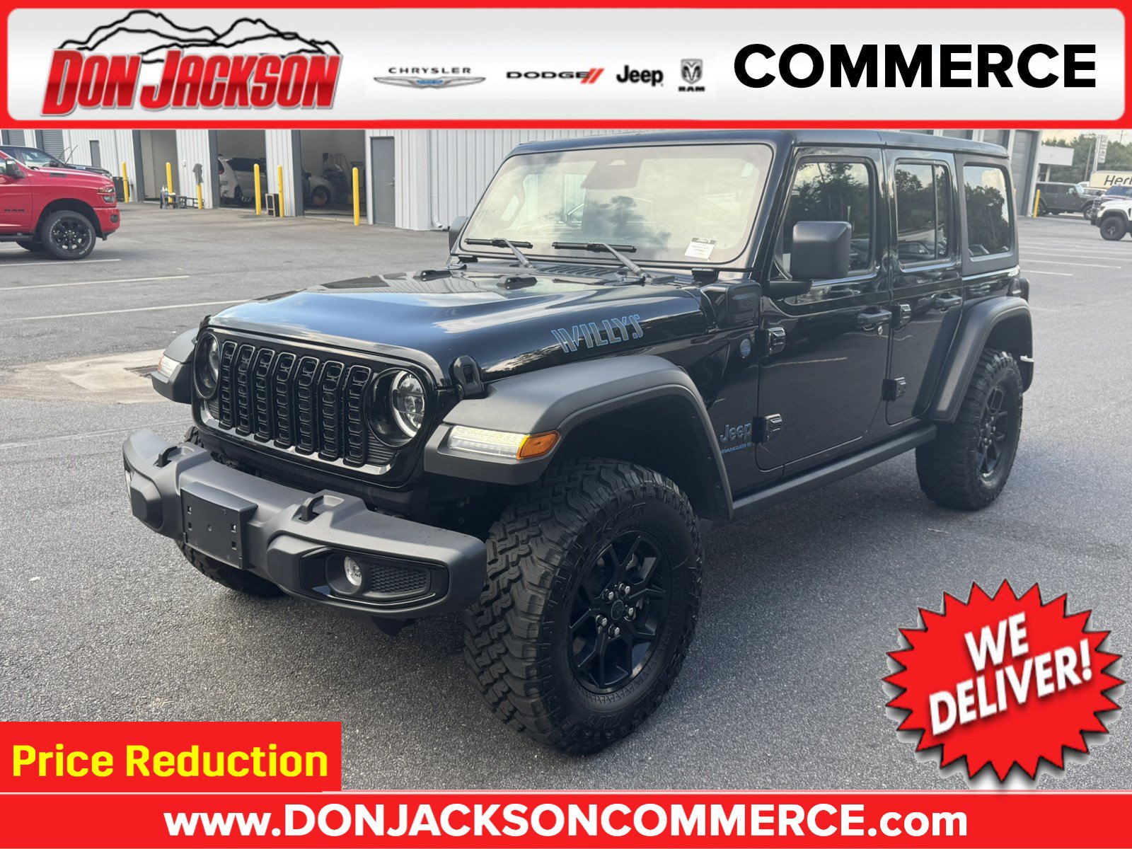 Used 2025 Jeep Wrangler Willys AWD/4WD image 1