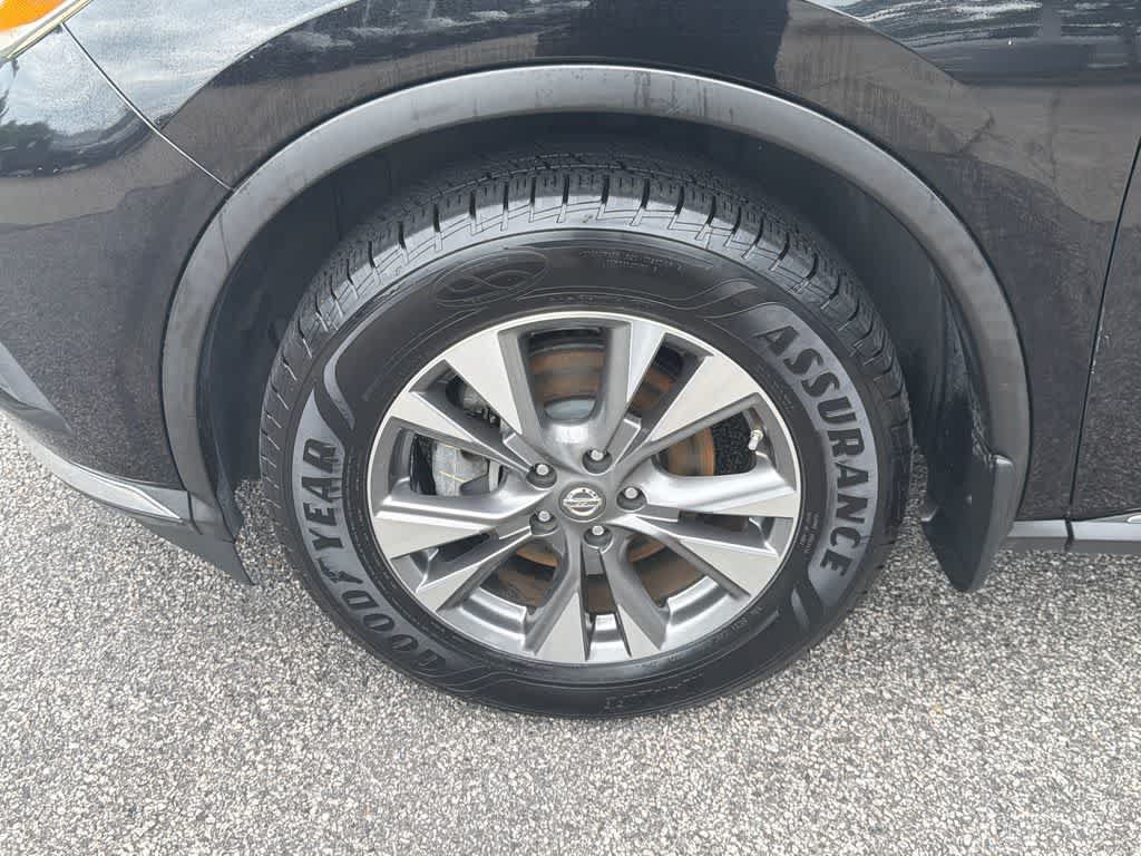 Used 2016 Nissan Murano S AWD/4WD image 9