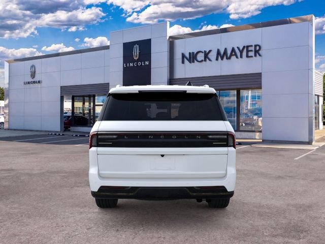 New 2026 Lincoln Navigator L Reserve AWD/4WD image 5