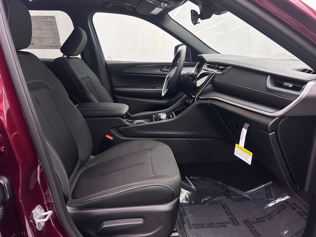 New 2026 Jeep Grand Cherokee L 4WD image 19