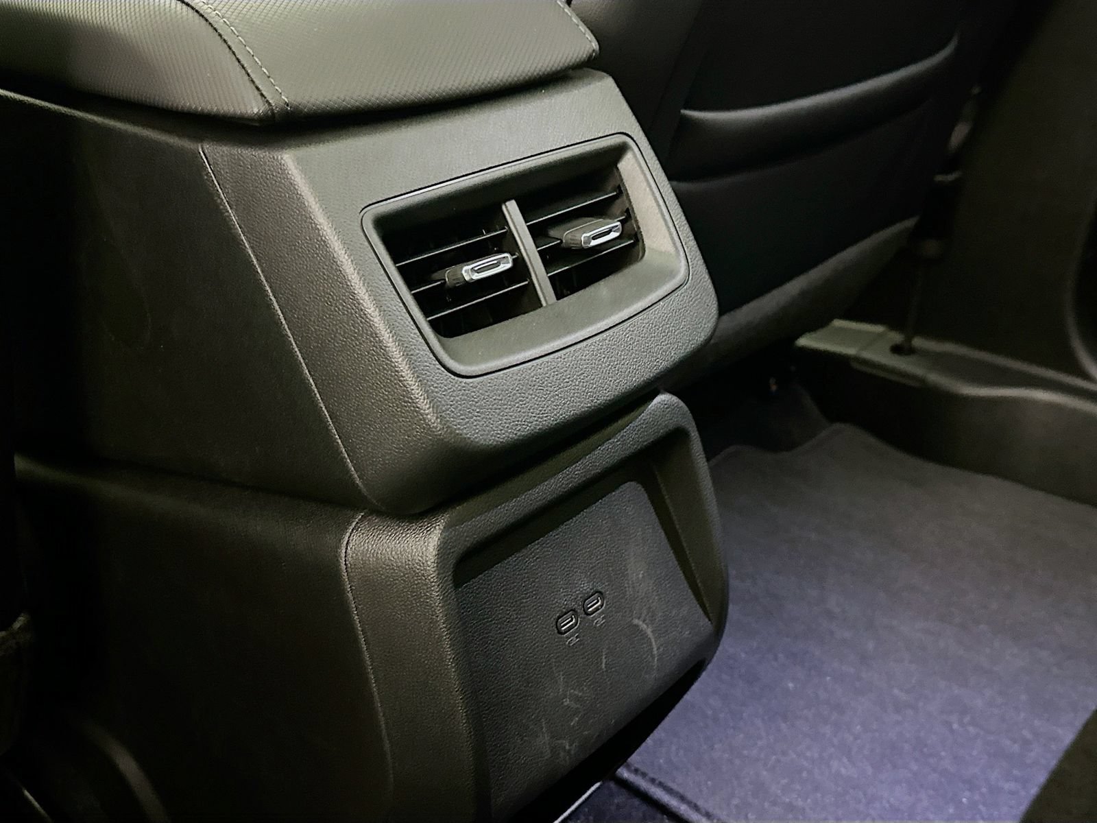 New 2026 Chevrolet Equinox EV LT FWD image 27