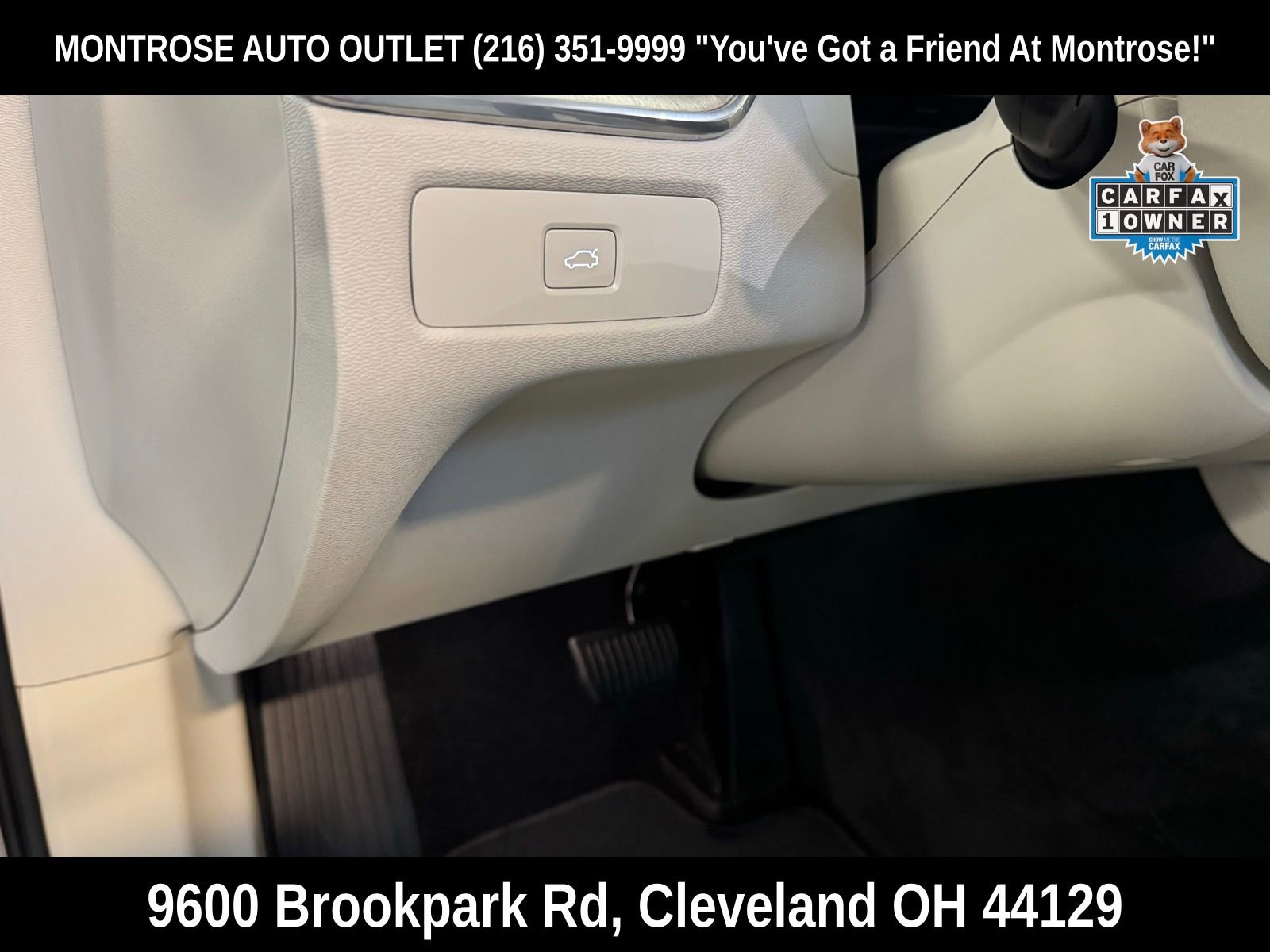 Used 2023 Volvo XC60 B5 Plus w/ Climate Package image 17