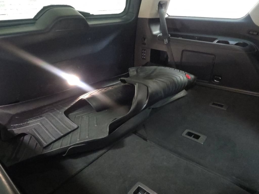 Used 2020 Ford Expedition Platinum AWD/4WD image 13