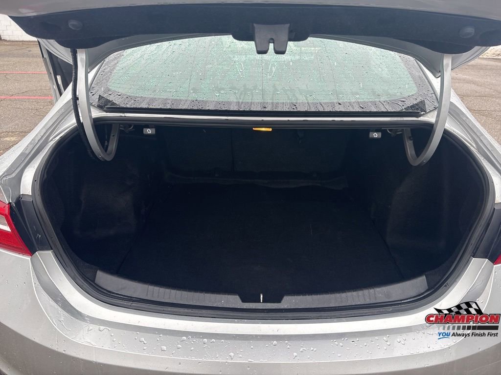 Used 2018 Chevrolet Malibu LT FWD image 22