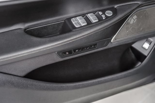 Used 2019 BMW 740i w/ M Sport Package RWD image 54