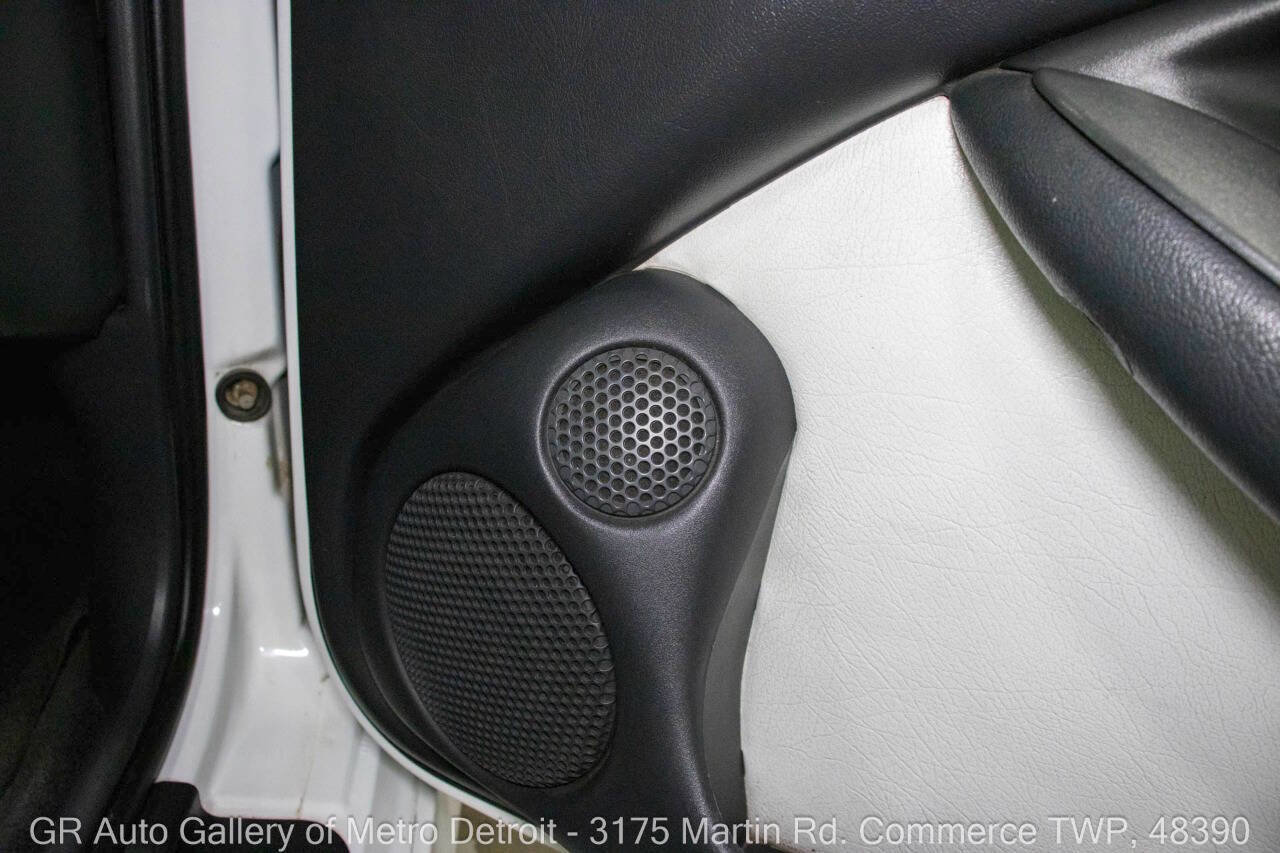 Used 1994 Pontiac Firebird Trans Am GT image 36