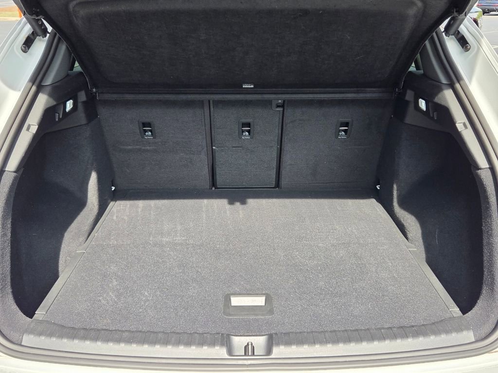 Used 2023 Audi Q4 e-tron Premium Plus w/ Premium Plus image 15