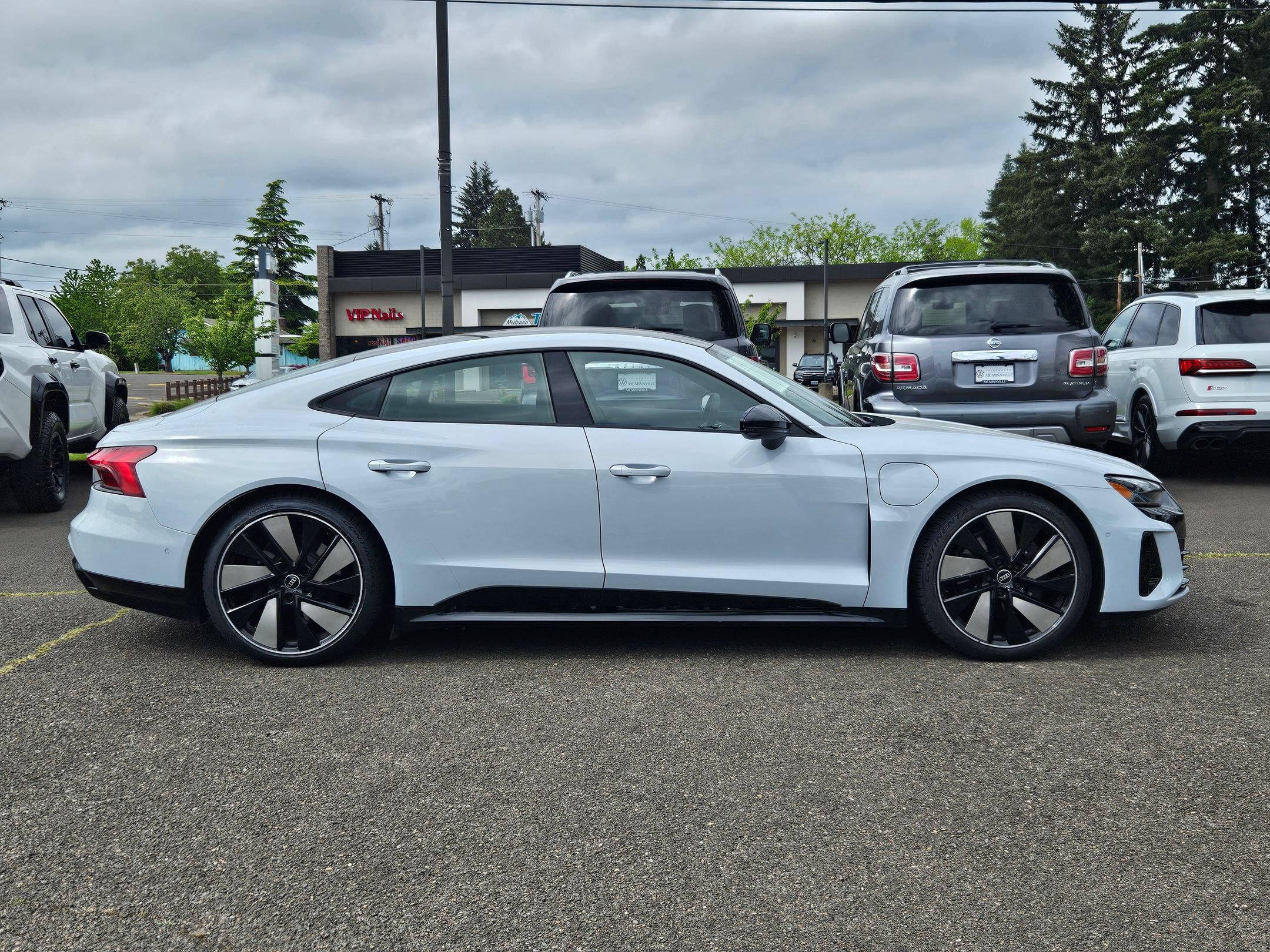 Used 2023 Audi e-tron GT Prestige w/ Prestige Package AWD/4WD image 6