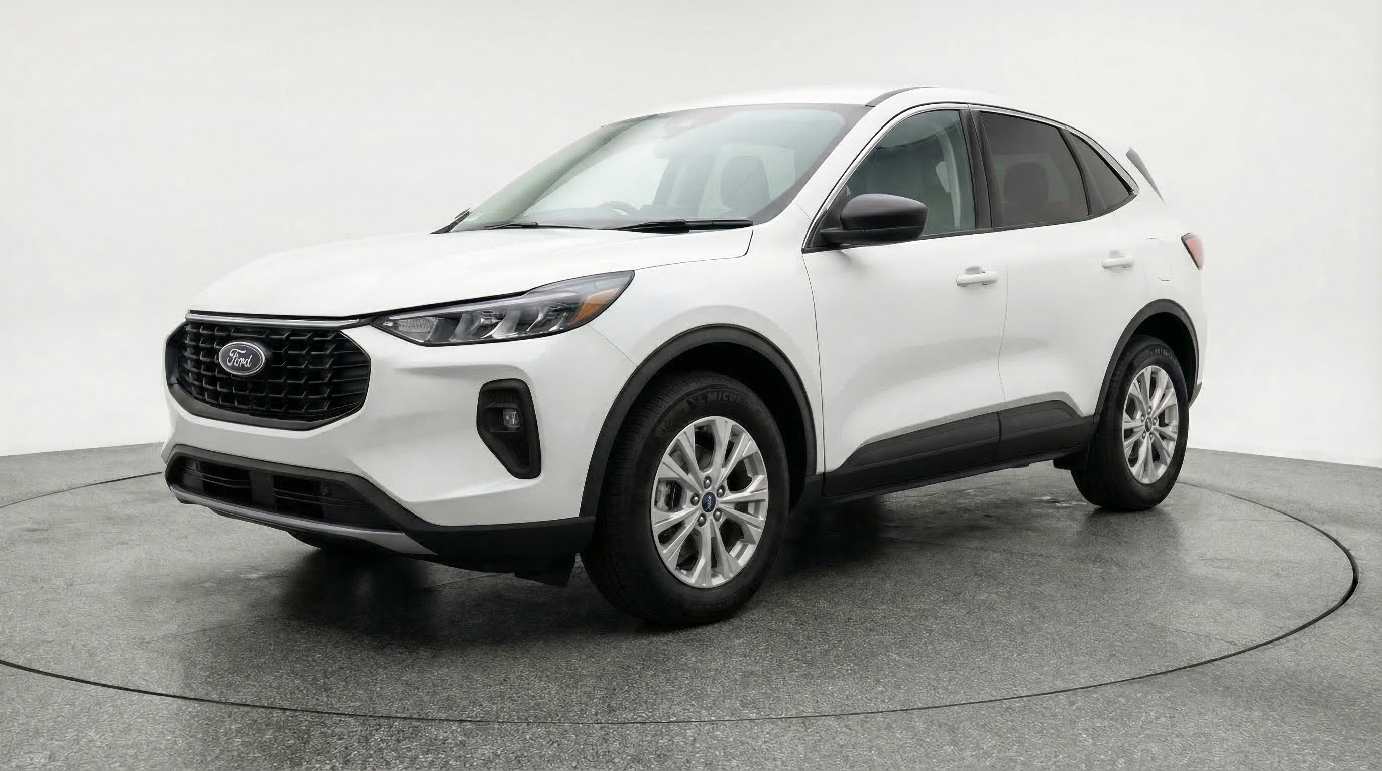 Used 2024 Ford Escape Active image 3