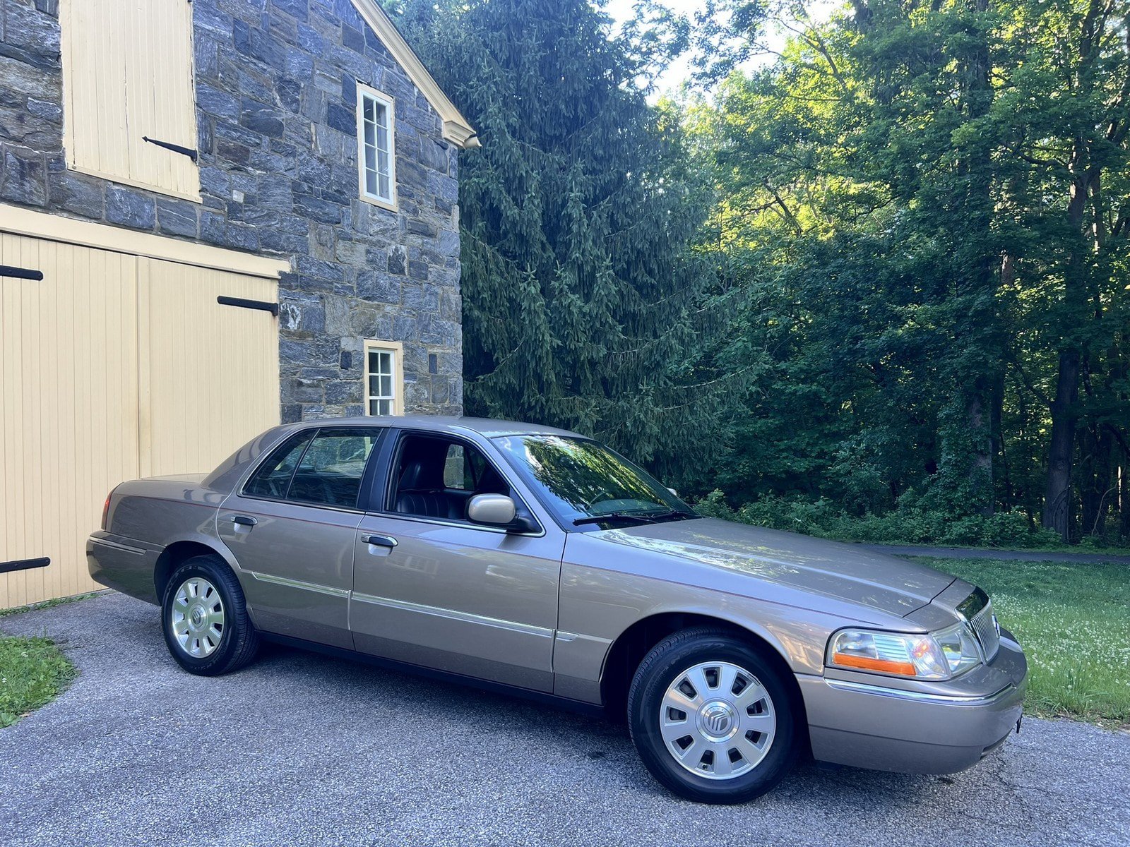 Used 2003 Mercury Grand Marquis LS RWD image 30
