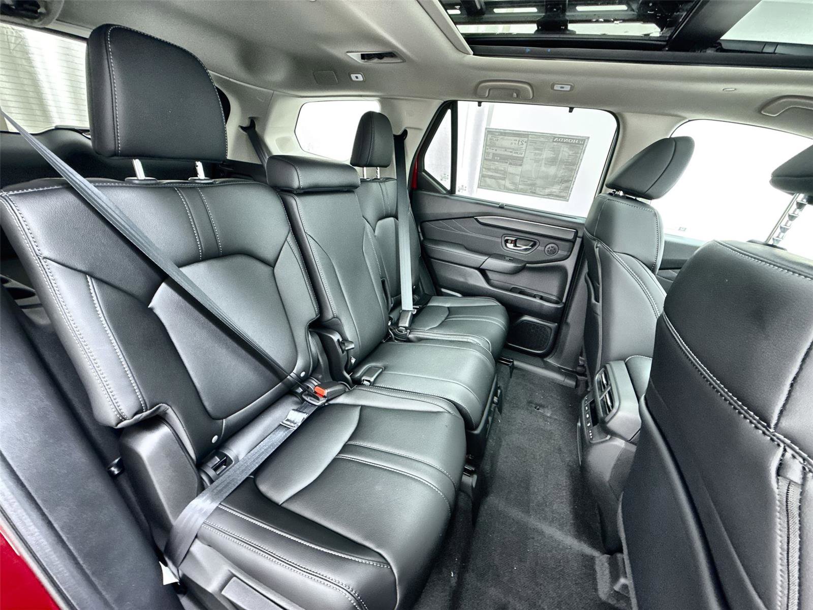 New 2026 Honda Pilot Touring image 32