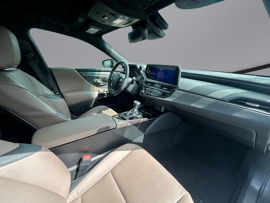 Certified 2024 Lexus ES 300h w/ Premium Package FWD image 29
