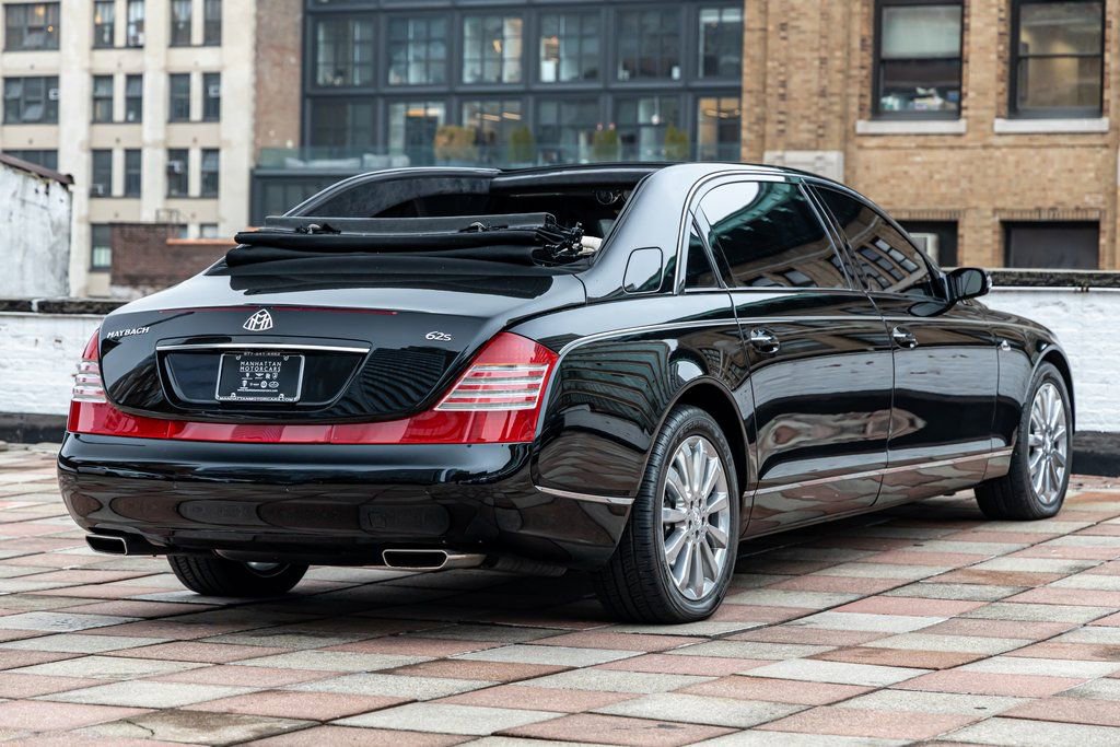 Used 2009 Maybach 62 S RWD image 46