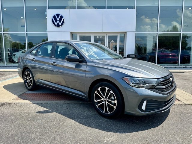 Certified 2024 Volkswagen Jetta Sport